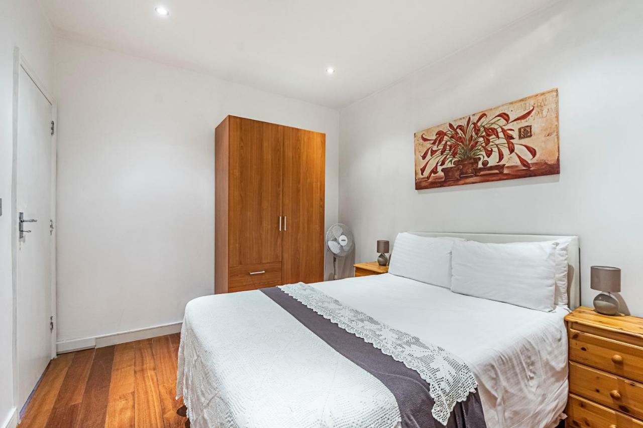 Splendid 3 Bedroom Apartment In Angel/Kings Cross Лондон Экстерьер фото